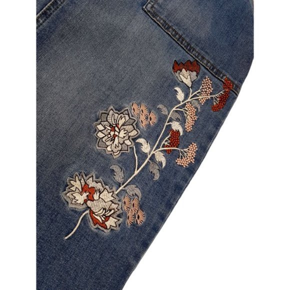 KATIES Size 10 Casual Blue Stretch Floral Embroidered Front-Split Denim Skirt - Picture 4 of 7